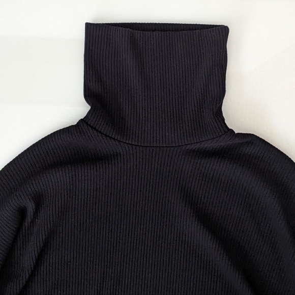 Sky and Sparrow Dolman Rib Turtleneck Sweater - Picture 6 of 11